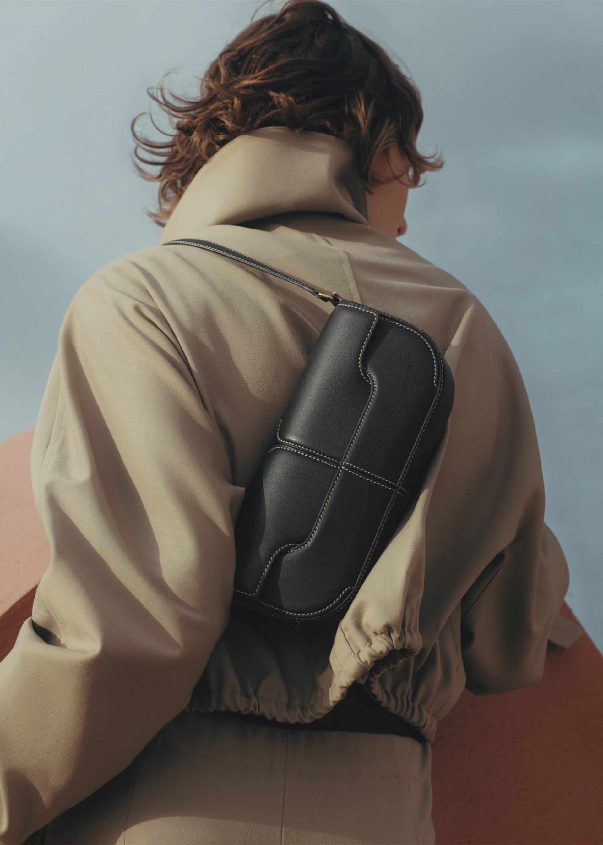 Osmo - Noir Lisse Coutures Écrues