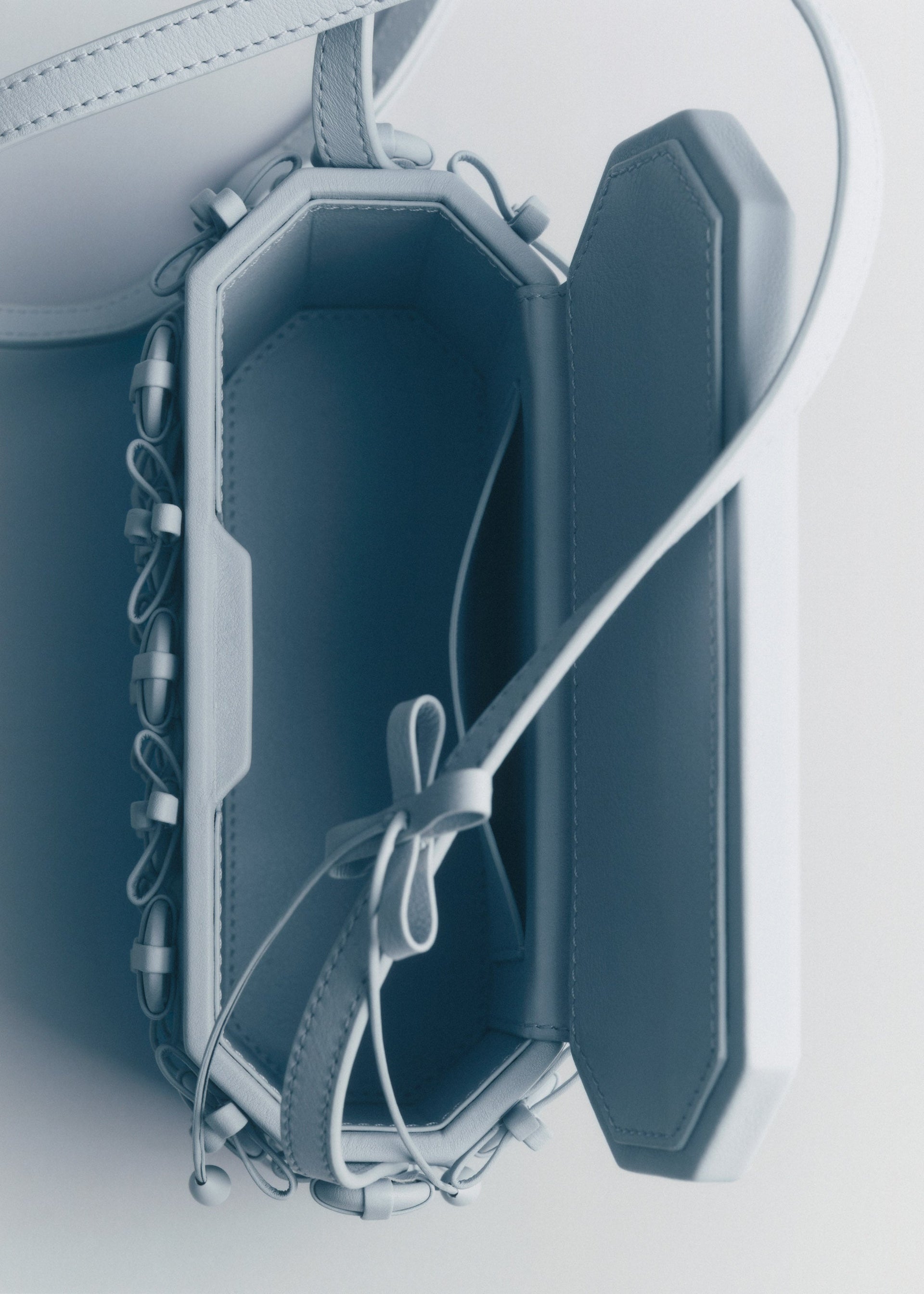 Button Bow Box - Nuage